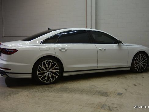Used 2020 Audi S8 L w/ Full Leather Package AWD/4WD image 34