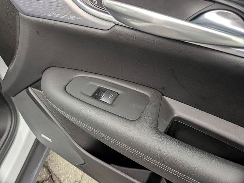 Used 2025 Cadillac XT5 Premium Luxury image 37