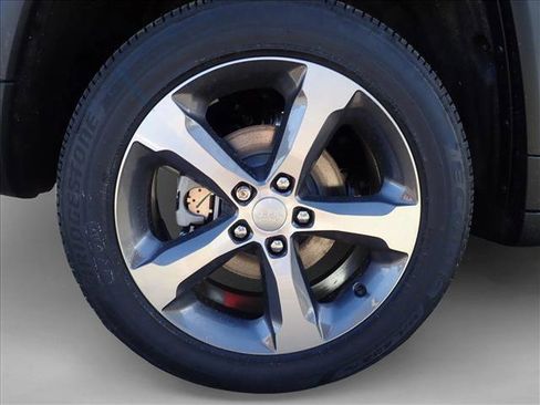 New 2026 Jeep Grand Cherokee Limited image 7