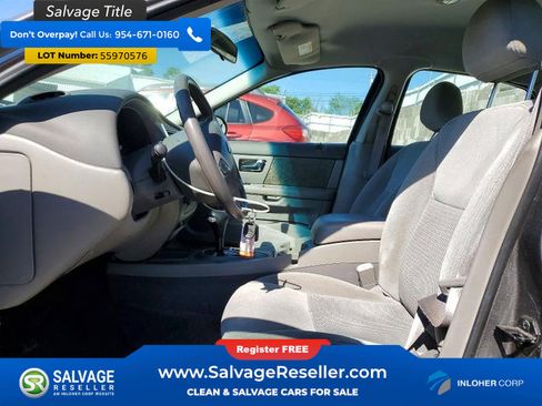 Used 2003 Ford Taurus SE FWD image 9