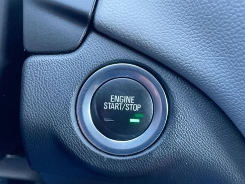 Used 2020 Chevrolet Equinox LS w/ LS Convenience Package FWD image 26