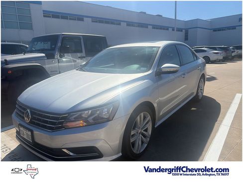 Used 2019 Volkswagen Passat 2.0T Wolfsburg w/ Wheels & Sunroof Package image 1