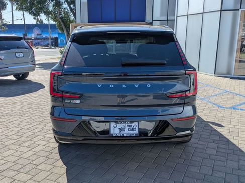 New 2025 Volvo EX90 Plus image 4