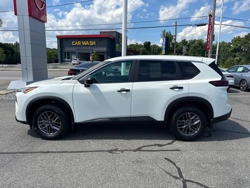 Used 2026 Nissan Rogue S AWD/4WD image 8