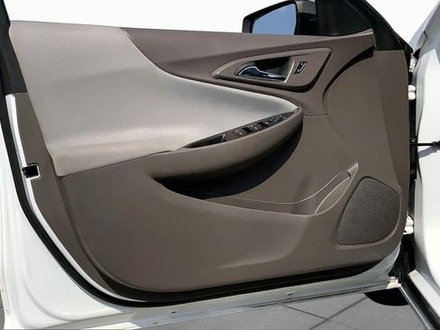 Used 2017 Chevrolet Malibu LS FWD image 21