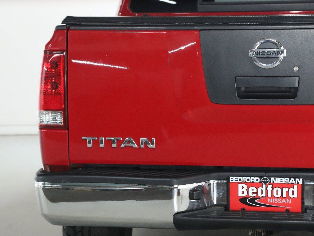 Used 2012 Nissan Titan S AWD/4WD image 39