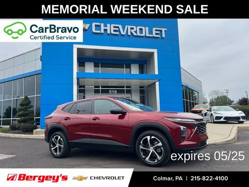 Certified 2024 Chevrolet Trax RS w/ Driver Confidence Package FWD image 1