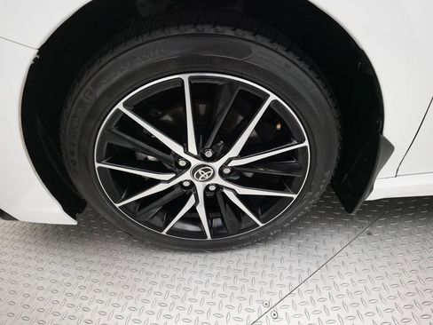 Used 2024 Toyota Camry SE AWD/4WD image 26