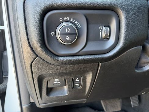 Used 2020 RAM 1500 Big Horn AWD/4WD image 19