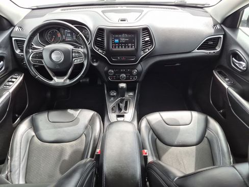 Used 2019 Jeep Cherokee Latitude Plus AWD/4WD image 25