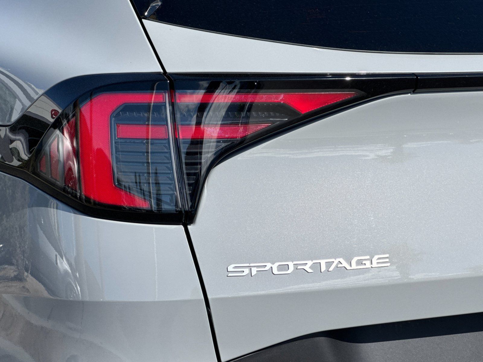 Certified 2026 Kia Sportage EX FWD image 31