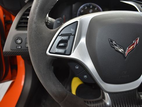 Used 2019 Chevrolet Corvette Stingray Convertible Z51 2LT image 18