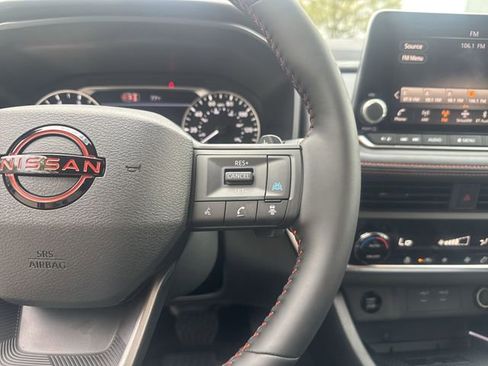 New 2026 Nissan Rogue SV AWD/4WD image 18
