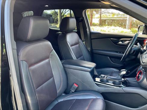 Used 2022 Chevrolet Blazer RS w/ Enhanced Convenience Package FWD image 8