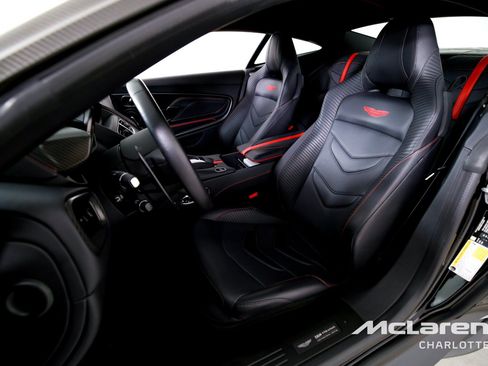 Used 2023 Aston Martin DBS Coupe RWD image 11