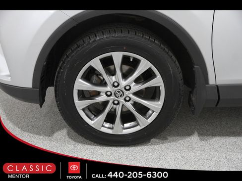 Used 2016 Toyota RAV4 Limited AWD/4WD image 21