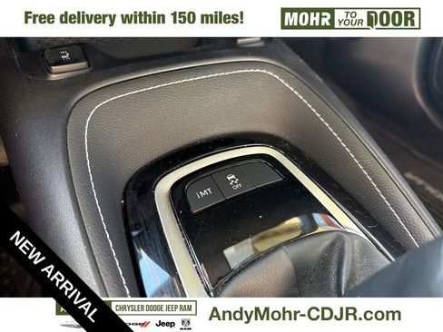 Used 2022 Toyota Corolla XSE image 17