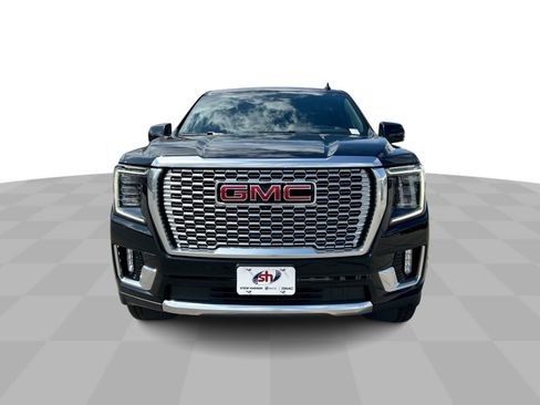 Certified 2022 GMC Yukon XL Denali AWD/4WD image 3