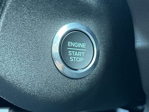 New 2026 Ford Transit 250 148 Medium Roof w/ Load Area Protection Package image 21