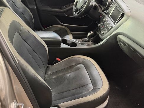 Used 2011 Kia Optima EX w/ Hybrid Premium Technology Pkg image 7