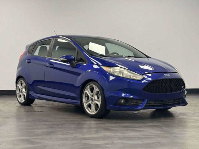 Used 2015 Ford Fiesta ST FWD image 6