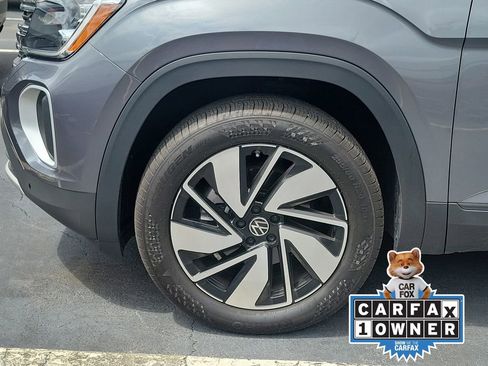 Used 2025 Volkswagen Atlas SE FWD image 7