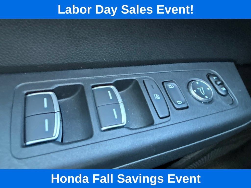 Used 2025 Honda CR-V EX-L image 24