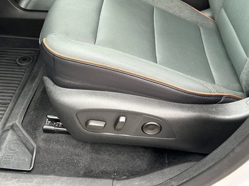 Used 2025 GMC Acadia AT4 w/ LPO, Floor Liner Package AWD/4WD image 23