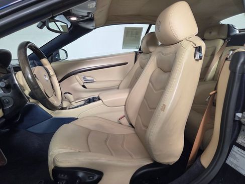 Used 2014 Maserati GranTurismo Convertible RWD image 11