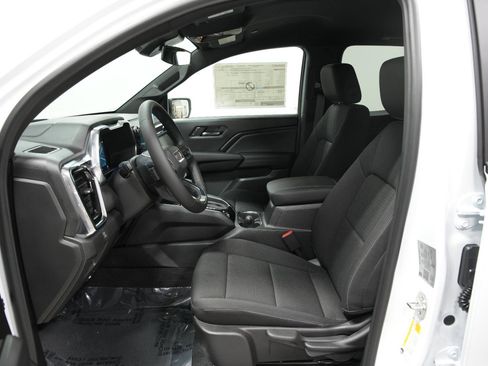 New 2025 GMC Canyon Elevation image 24