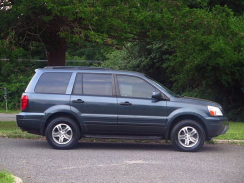 Used 2004 Honda Pilot EX image 5