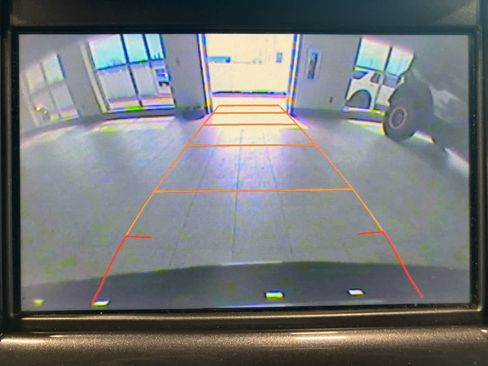 Used 2016 Chevrolet Impala LT image 19