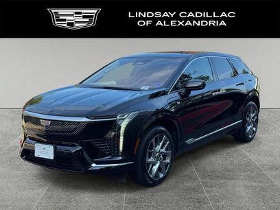 Used 2025 Cadillac Optiq Luxury 2 w/ LPO, Floor Liner Package