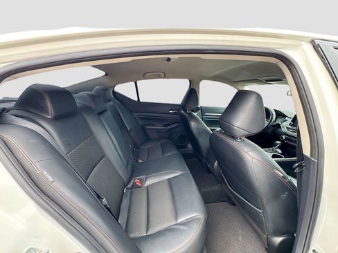 Used 2024 Nissan Altima 2.5 SR image 20