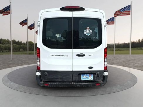 Used 2020 Ford Transit 350 XLT RWD image 4