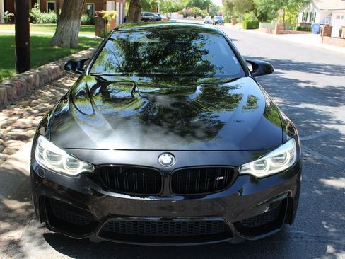 Used 2015 BMW M4 Convertible image 4