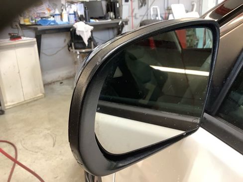 Used 2023 Jeep Compass Limited image 14