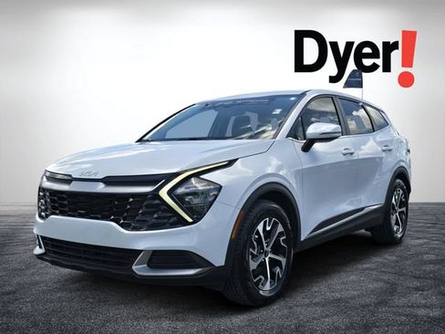 Certified 2023 Kia Sportage EX FWD image 9