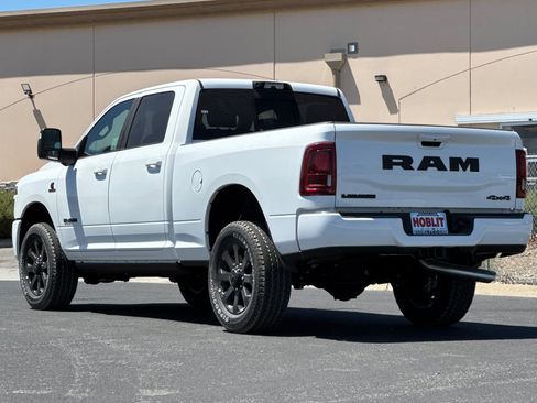 New 2026 RAM 2500 Laramie AWD/4WD image 5