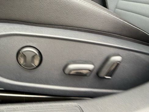 New 2026 Volkswagen Jetta SE image 25