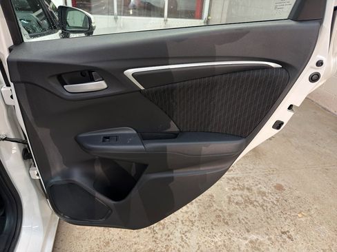 Used 2018 Honda Fit EX image 26