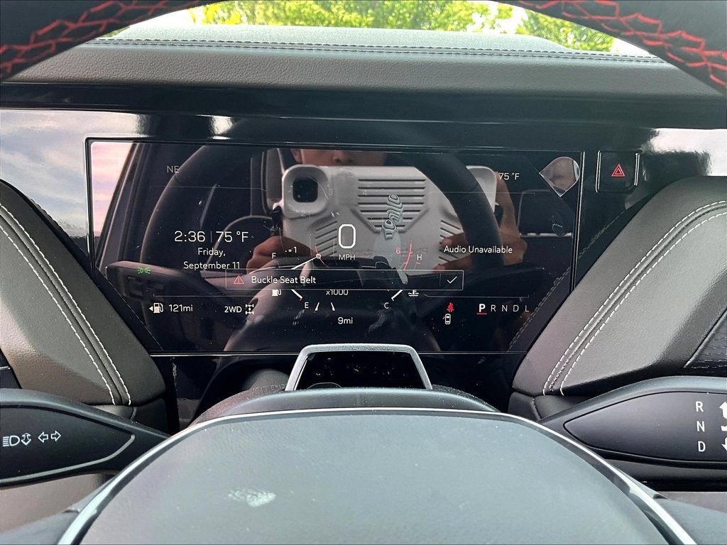 New 2026 GMC Yukon XL AT4 Ultimate w/ LPO, Illumination Package AWD/4WD image 22