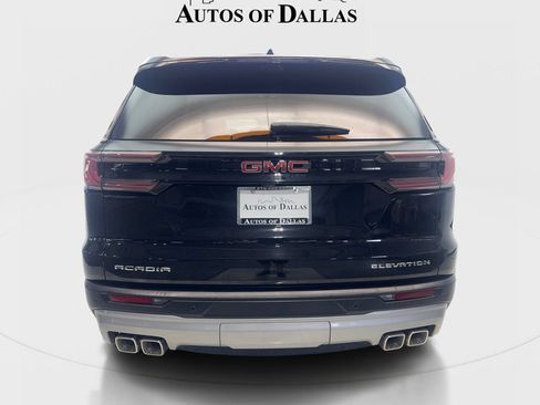 Used 2026 GMC Acadia Elevation w/ Elevation Premium Package FWD image 7