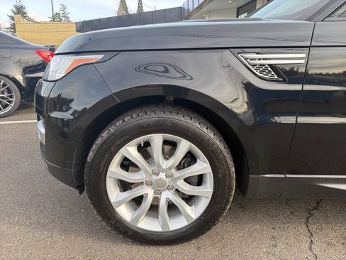 Used 2014 Land Rover Range Rover Sport HSE image 13