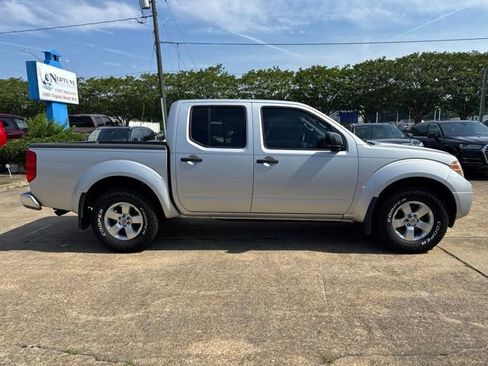 Used 2012 Nissan Frontier SV RWD image 4