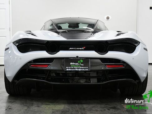 Used 2018 McLaren 720S RWD image 11