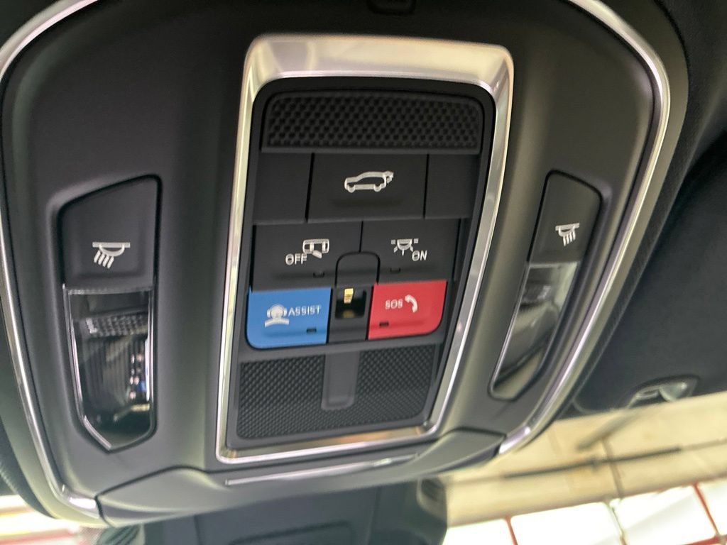 New 2026 Jeep Cherokee Limited AWD/4WD image 36