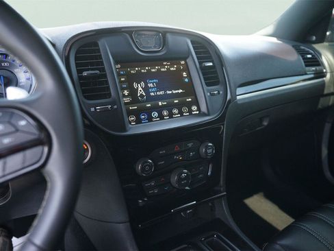 Used 2023 Chrysler 300 S RWD image 27