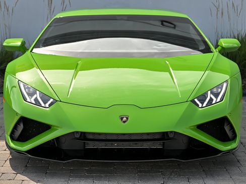 Used 2021 Lamborghini Huracan EVO RWD image 4