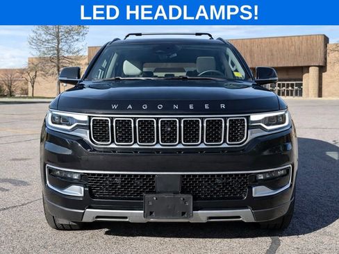 Used 2022 Jeep Wagoneer Series III w/ Premium Group I image 9